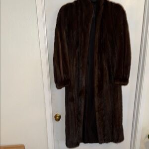 Elegant Brown Women’s Genuine Fur Coat